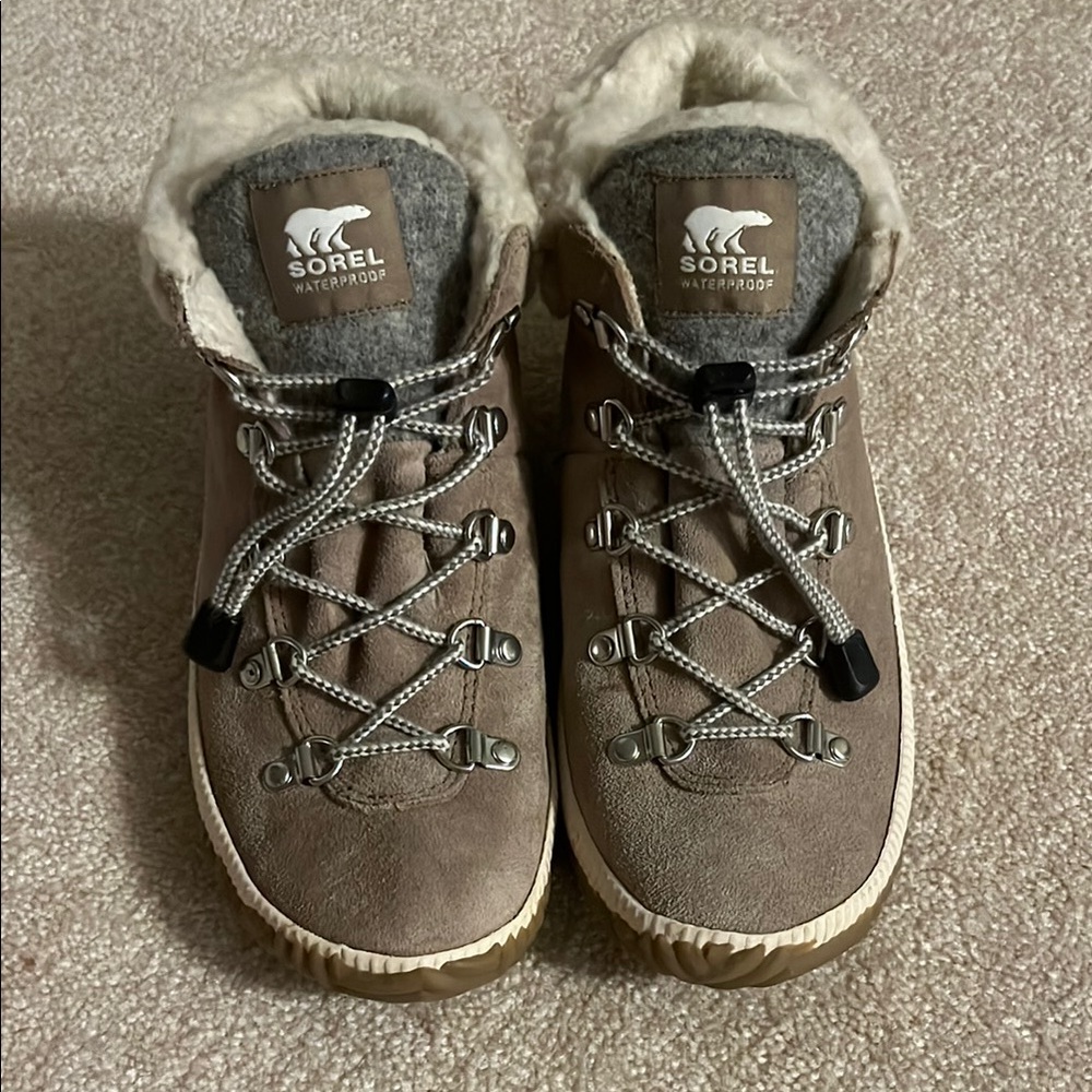 Sorel Out n About Tan Waterproof Boots